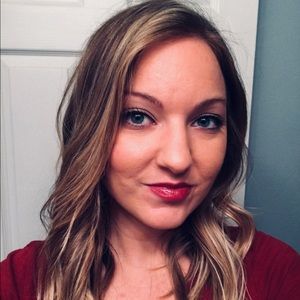 Meet your Posher, Peggy